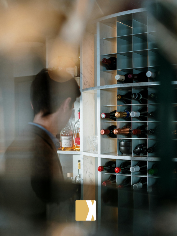 日昇配资 偷走茅台、国窖、五粮液的人，成了盒马鲜生的“熟客”